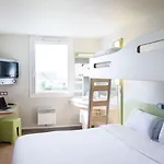 Ibis Budget 2* Santeny