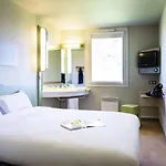 Ibis Budget Hotel 2*
