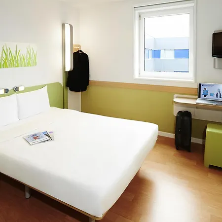 Ibis Budget Santeny