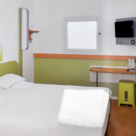 Ibis Budget Otel Santeny