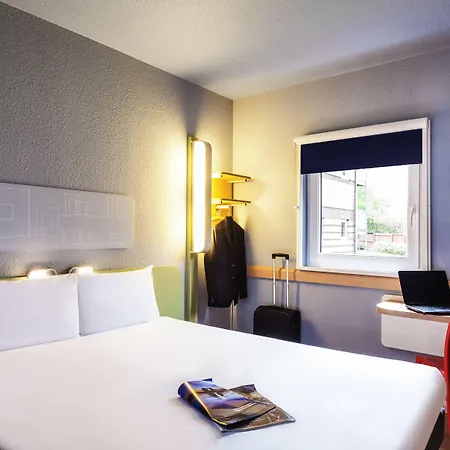 Otel Ibis Budget Santeny
