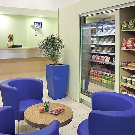 Ibis Budget 2* Santeny