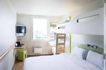 Ibis Budget 2* Santeny