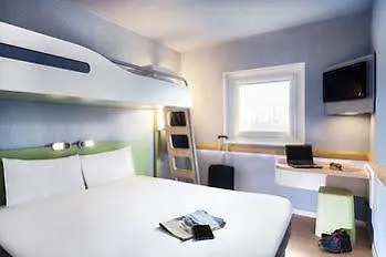 Ibis Budget 2* Santeny