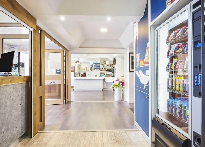 Ibis Budget Hotel 2*