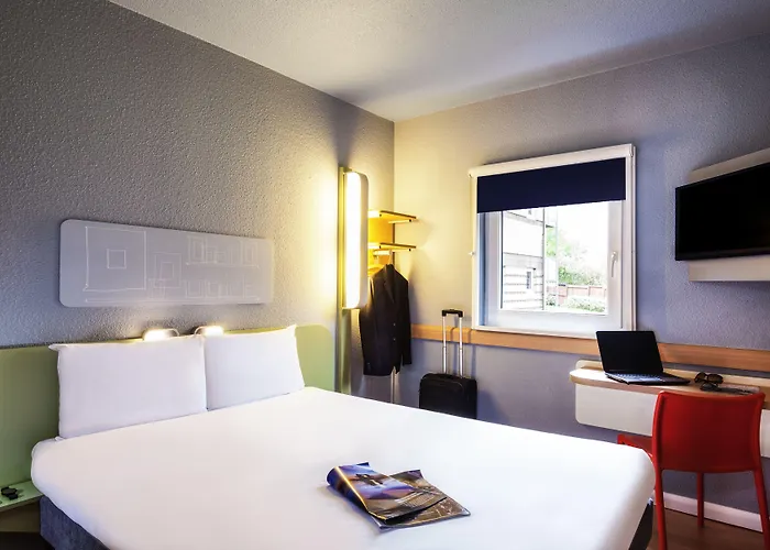 Hotel Ibis Budget Santeny