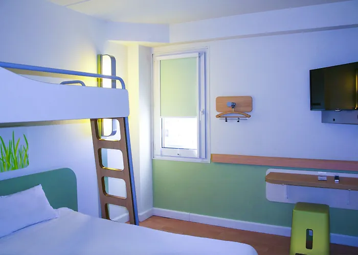 Hotell Ibis Budget Santeny