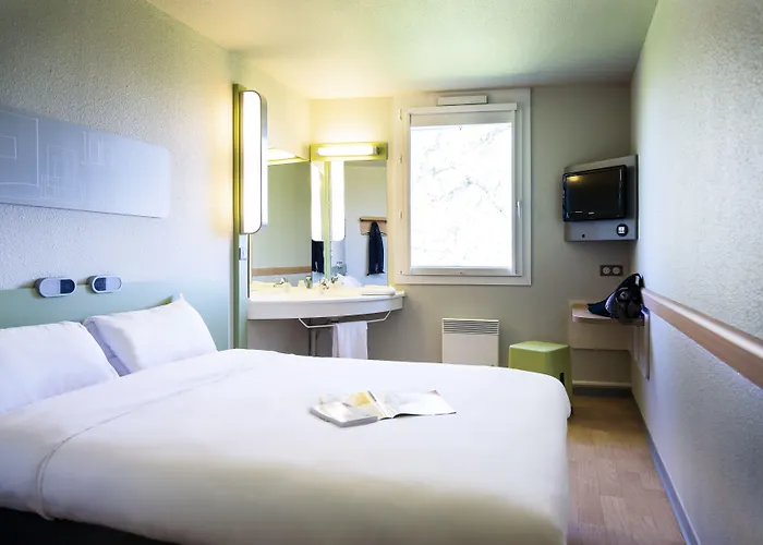 Ibis Budget Hotel 2*